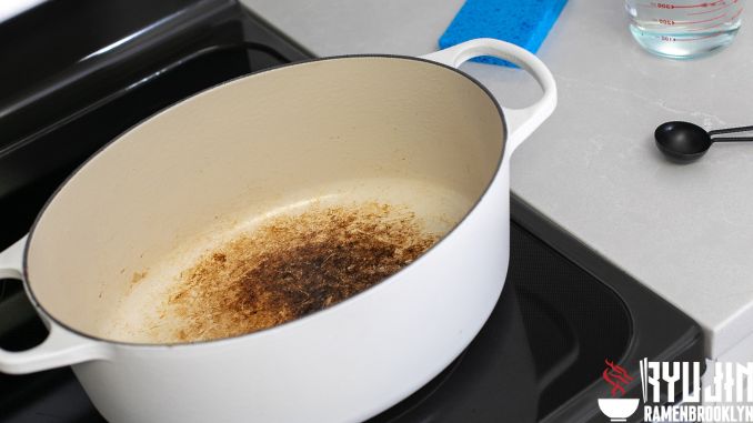 How to Prevent Discolored Enamel Cookware