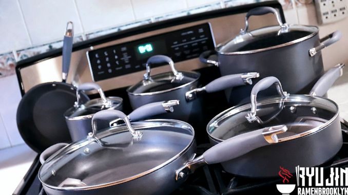 What is Hard Anodized Cookware?