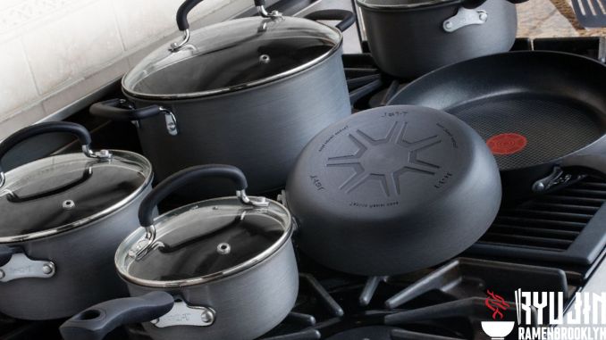 What is Hard Anodized Cookware
