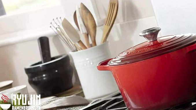 Le Creuset Versus Staub: Differences and Similarities