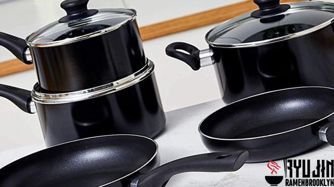 What is Non-Stick Cookware?