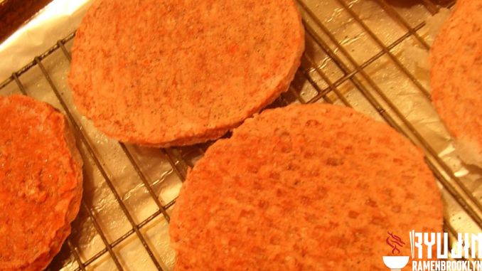 How to Cook Frozen Hamburger Patties in the Oven
