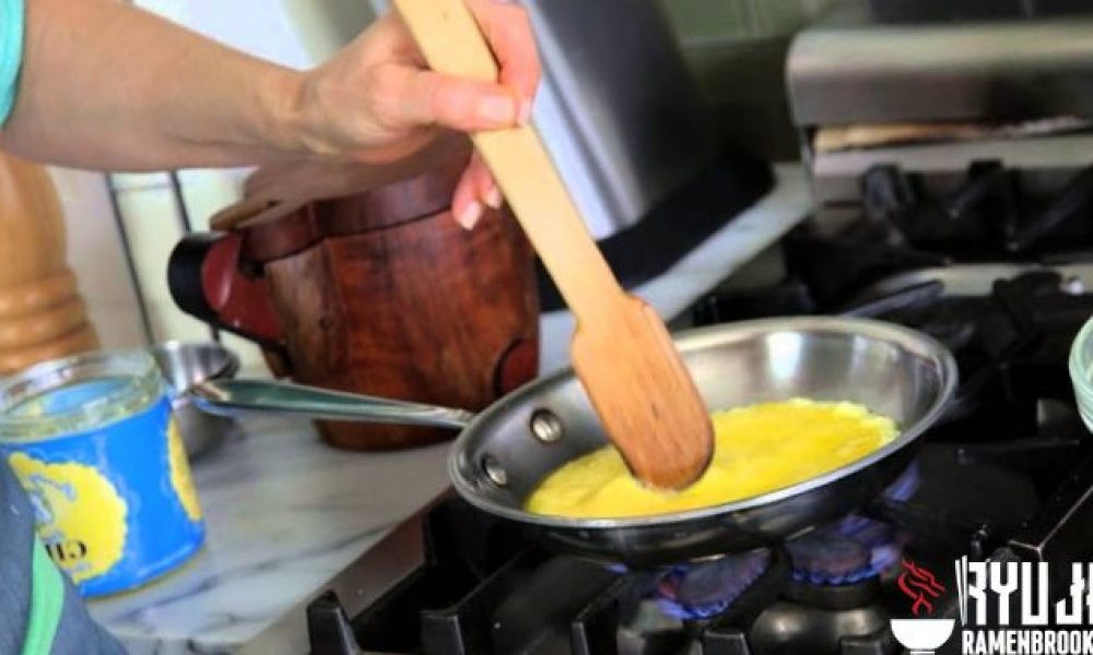 How to Use Stainless Steel Pans Without Sticking